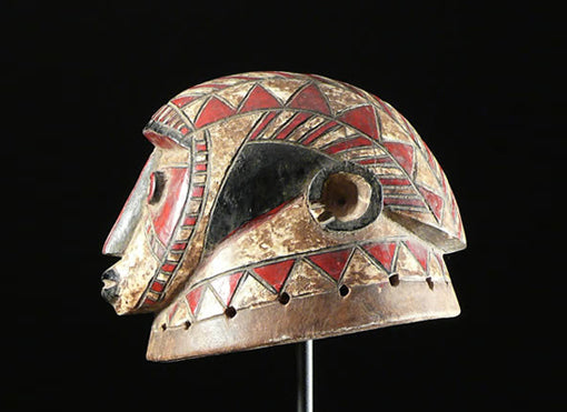 グルンシ族　呪術的なカラフルマスク　m_075