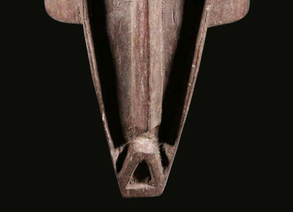 ドゴン族　三角形の口をした動物のマスク　m_102