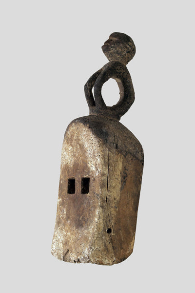 ドゴン族　白くて不気味な顔のモンキーマスク　m_105