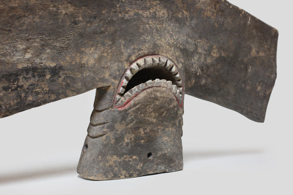 ビジョゴ族　ハンマーヘッドのマスク　m_117