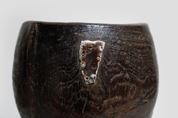 ケニヤの先住部族が儀式に使った木の器　o_065