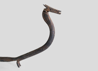 バマナ族　竜の姿をしたトカゲの鉄像　o_071