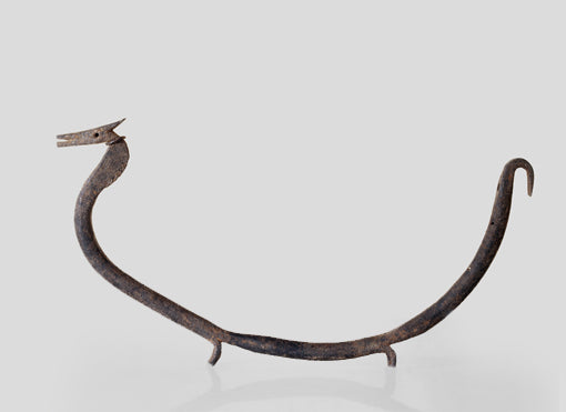 バマナ族　竜の姿をしたトカゲの鉄像　o_071