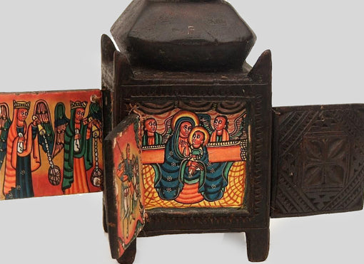 エチオピア　絵が描かれたコプト教の木製イコン　o_080