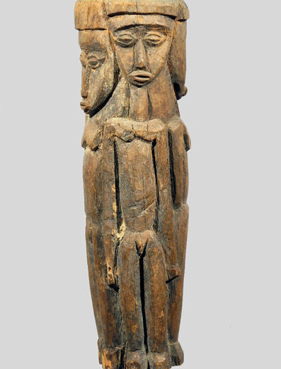 ロビ族 村の守り神　o_101