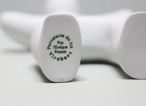 フランス製　陶器のヴードゥー人形　o_103