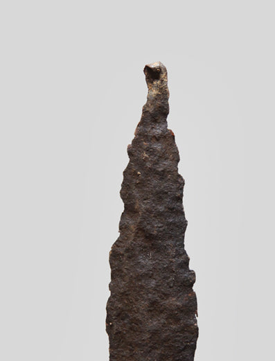 バウレ族　100年が過ぎて黒い鉄槍　o_114