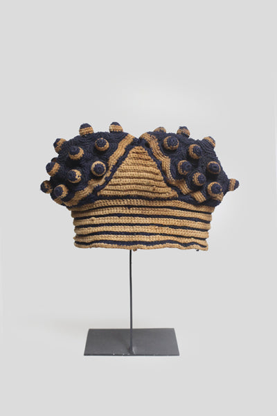 バミレケ族　イボイボでシマシマの帽子　o_133