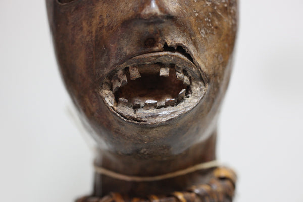 エコイ族　生首のヘッドドレス　o_141