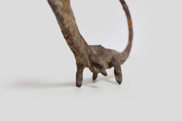 ダガリ族　動物の鉄像　o_161