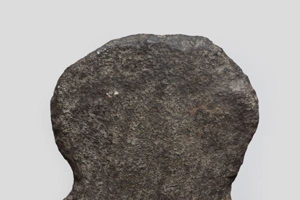 モバ族　石像　o_162