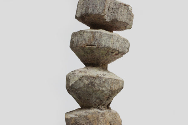 ドゴン族　祠の小梯子　o_166